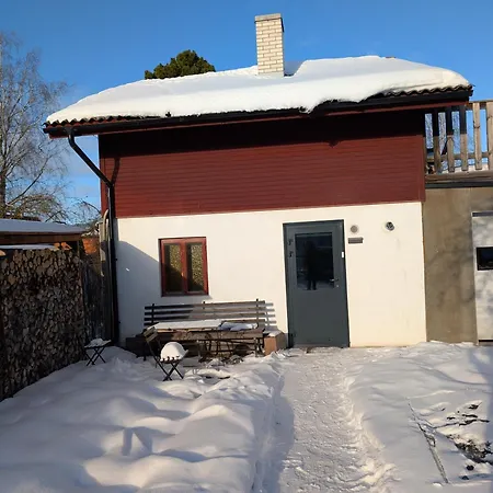 아파트 Studio With Sauna